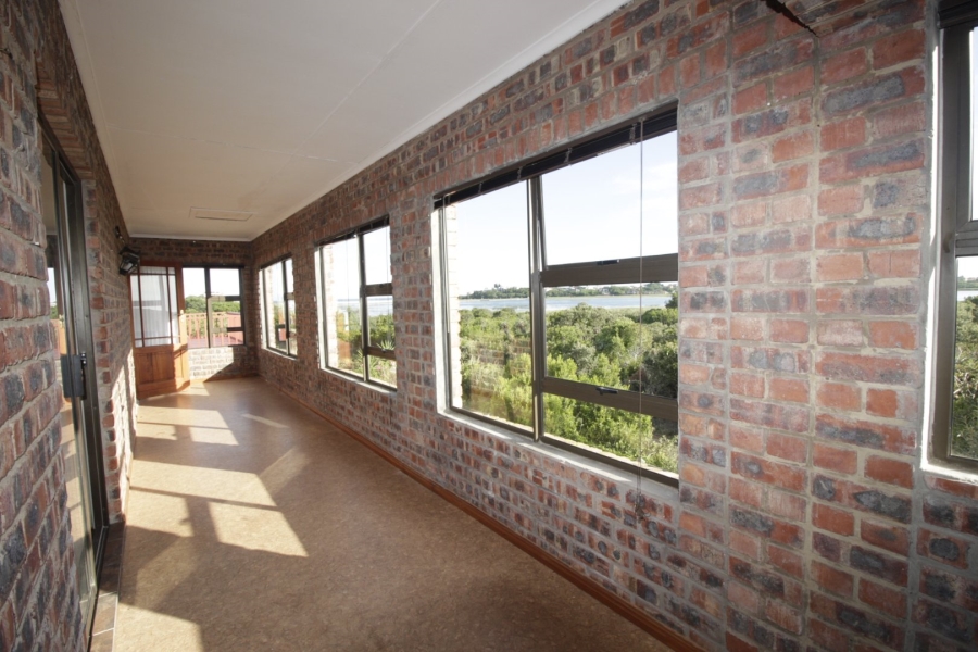 2 Bedroom Property for Sale in Aston Bay Eastern Cape